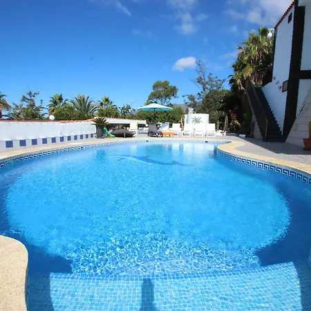 Fuer 22 Personen In Alcala (Tenerife)
